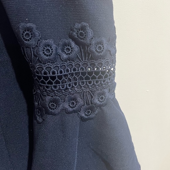 Eliza j cold shoulder navy bell sleeve dress - Picture 4 of 9